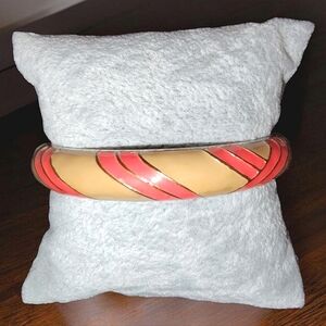 J Crew Coral Pink Enamel Gold Tone Bangle
